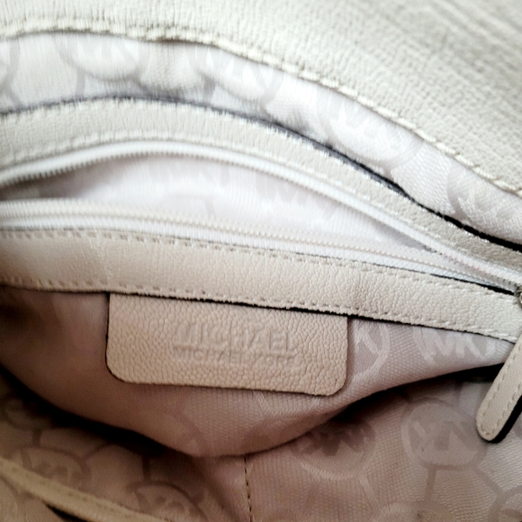Michael Kors Hamilton Leather Bag